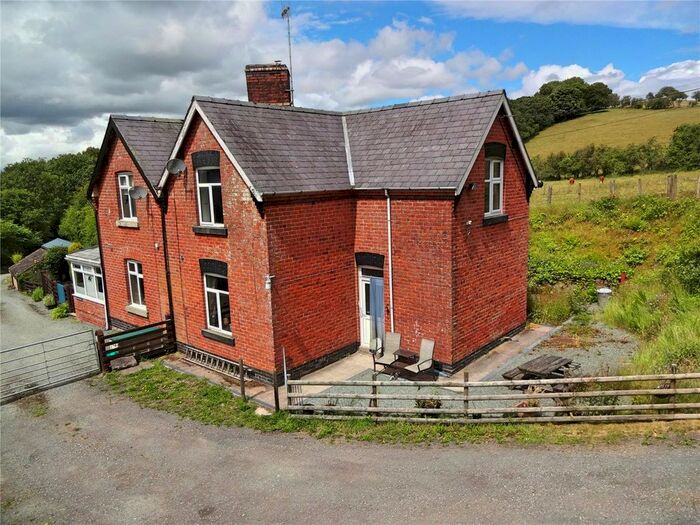3 Bedroom Semi-Detached House For Sale In Davern Cottages, Kerry, Newtown, Powys, SY16