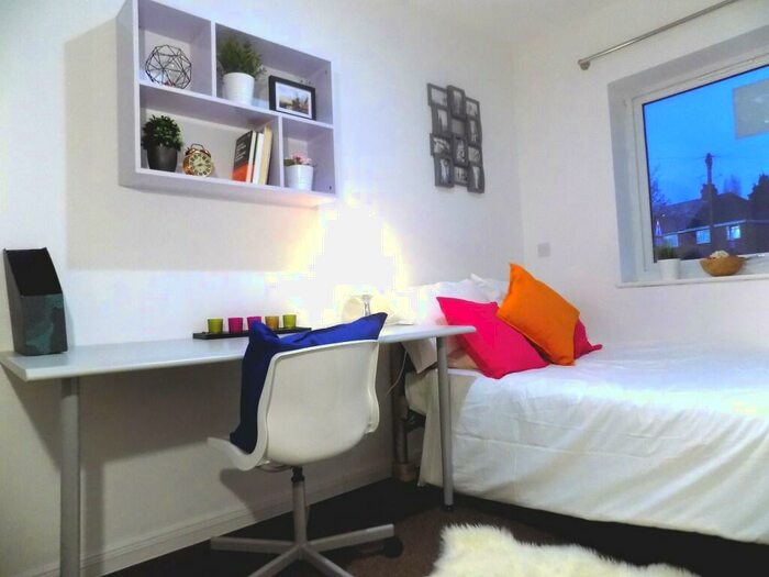 1 Bedroom Semi-Detached House To Rent In Charter Avenue, Coventry, West Midlands, CV4