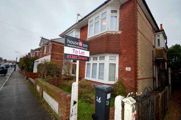 4 Bedroom Detached House To Rent In Markham Road, Winton, Bournemouth, BH9