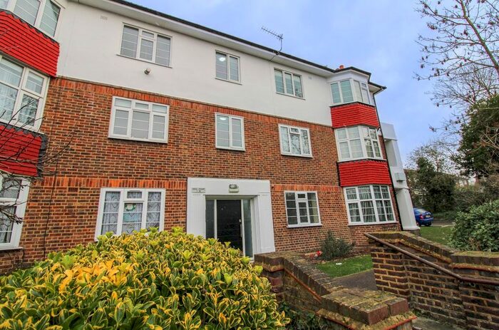 2 Bedroom Flat To Rent In Cecil Court, Addiscombe Road, Croydon, CR0