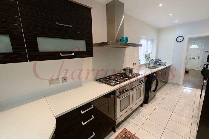 5 Bedroom Semi Detached House To Rent In Greyhound Hill, London, NW4