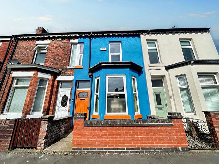 4 Bedroom Terraced House For Sale In New Barton Street, Salford, M6