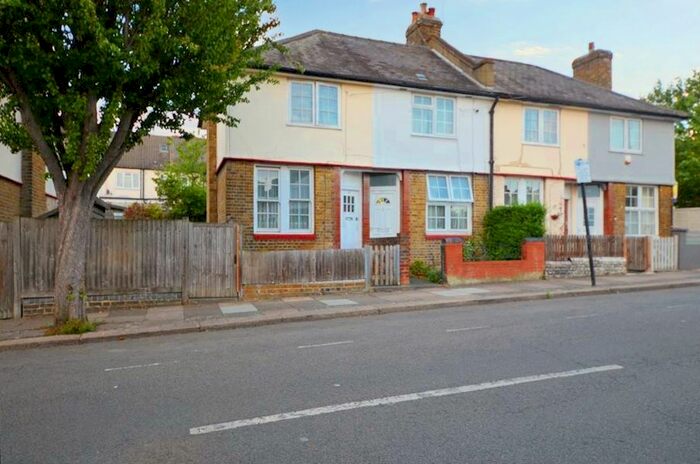 2 Bedroom Terraced House To Rent In Derinton Road, London, SW17