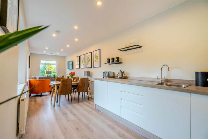 2 Bedroom Maisonette To Rent In Bootham, York, YO30