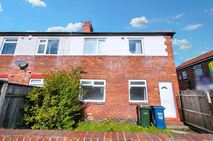 2 Bedroom Flat To Rent In Benson Road, Walker, Newcastle Upon Tyne, Tyne And Wear, NE6