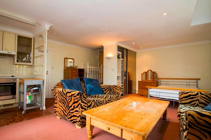 Studio To Rent In Mayfair Court, West Bar, S3