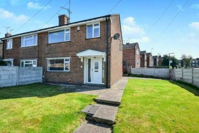 3 Bedroom Semi-Detached House To Rent In Farm View Road, Nottingham, NG17