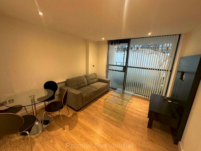 2 Bedroom Apartment To Rent In Hill Quays, Commercial Street, Manchester, M15