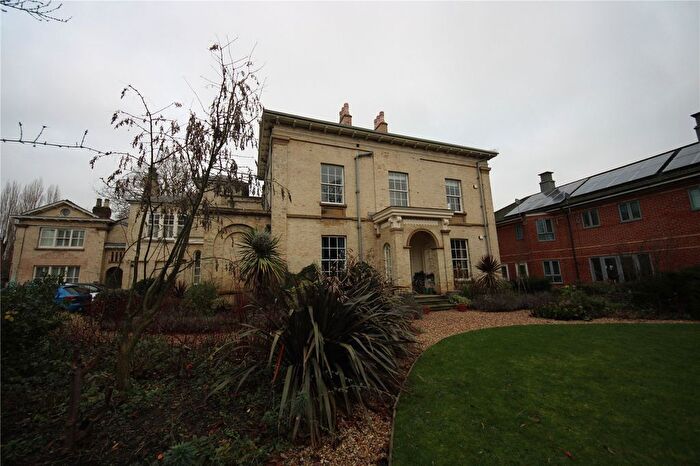 1 Bedroom Flat For Sale In Heworth Croft, York, YO31