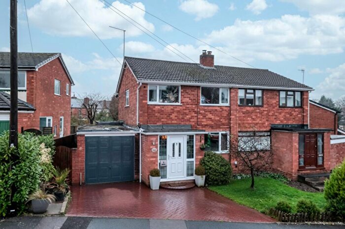 3 Bedroom Semi Detached House For Sale In Elm Grove, Bromsgrove, B61