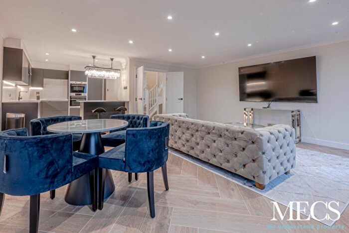 3 Bedroom Apartment To Rent In Royal Arch Apartments, The Mailbox, Wharfside Street, Birmingham, B1