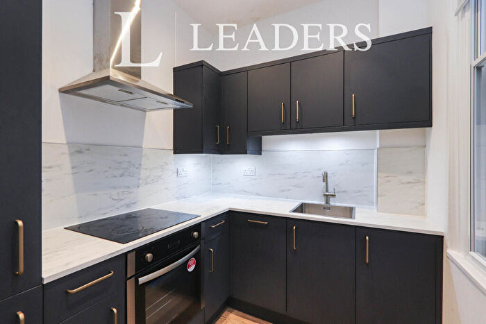 2 Bedroom Apartment To Rent In Liberty House, Bank Street, S1