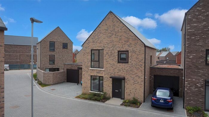 3 Bedroom Detached House To Rent In Rowan Court, Cambridge, Cambridgeshire, CB5