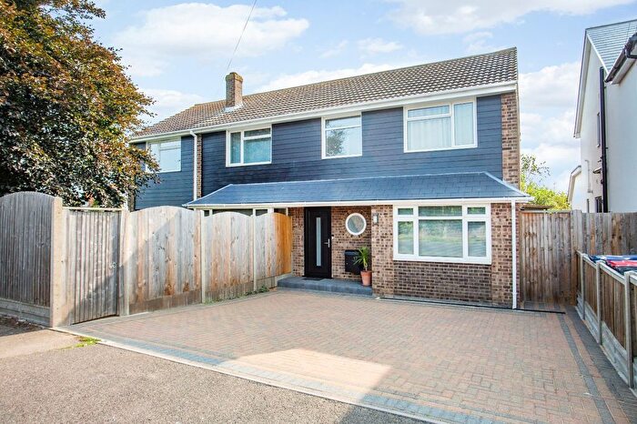 5 Bedroom Detached House To Rent In Ridgeway Cliff, Herne Bay, Kent, CT6