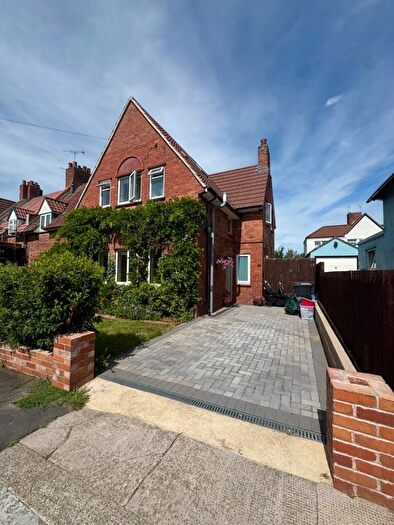 3 Bedroom End Of Terrace House To Rent In Passage Leaze, Shirehampton, BS11