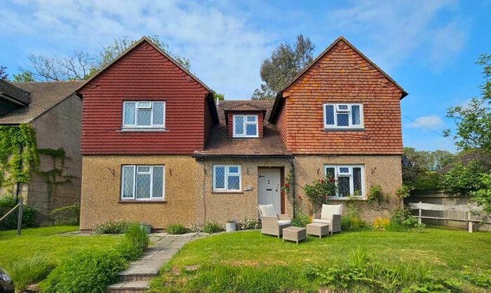 4 Bedroom Detached House For Sale In Burrswood, Groombridge, Tunbridge Wells, Kent, TN3