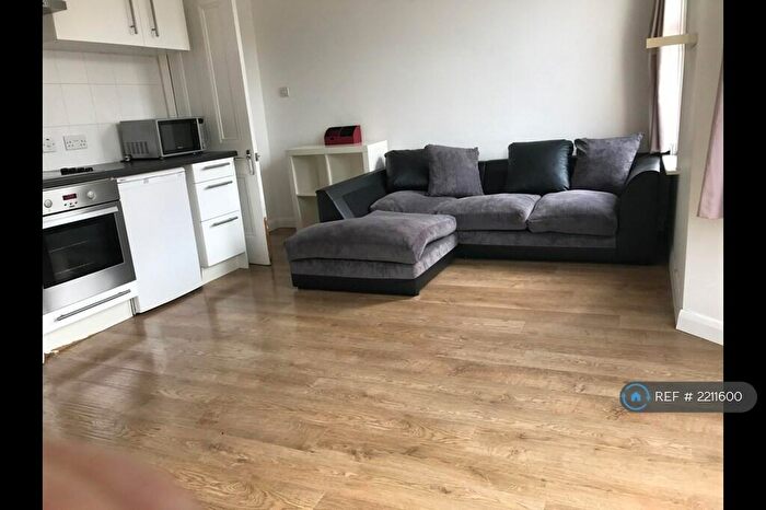 1 Bedroom Flat To Rent In Westcombe Hill, London, SE3