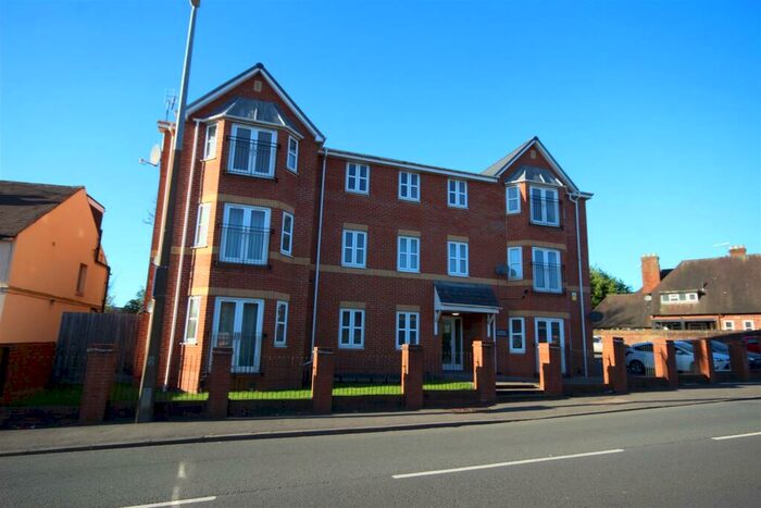 2 Bedroom Apartment To Rent In Fieldfarm Apartments, Cradley Road, Dudley, DY2