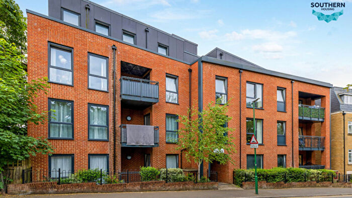 1 Bedroom Flat For Sale In Station Road, Sutton, SM2