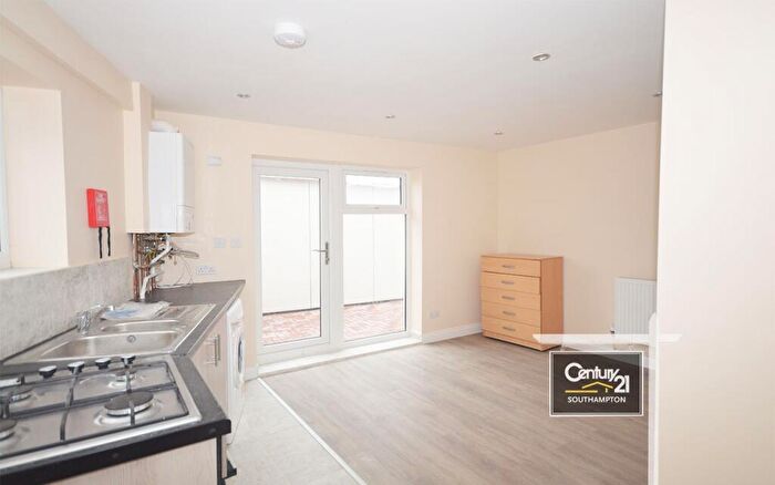 Studio To Rent In |Ref: |, Alexandra Road, Southampton, SO15