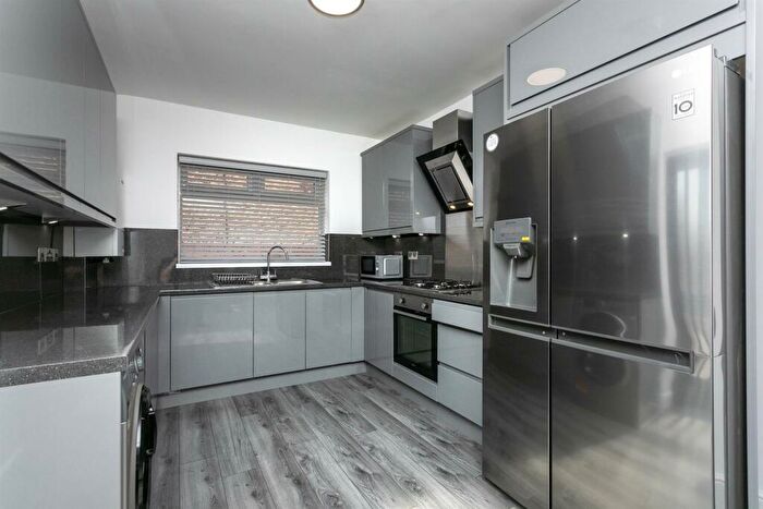 5 Bedroom End Of Terrace House To Rent In £ Pppw, Hall Road, Victoria Park, M14