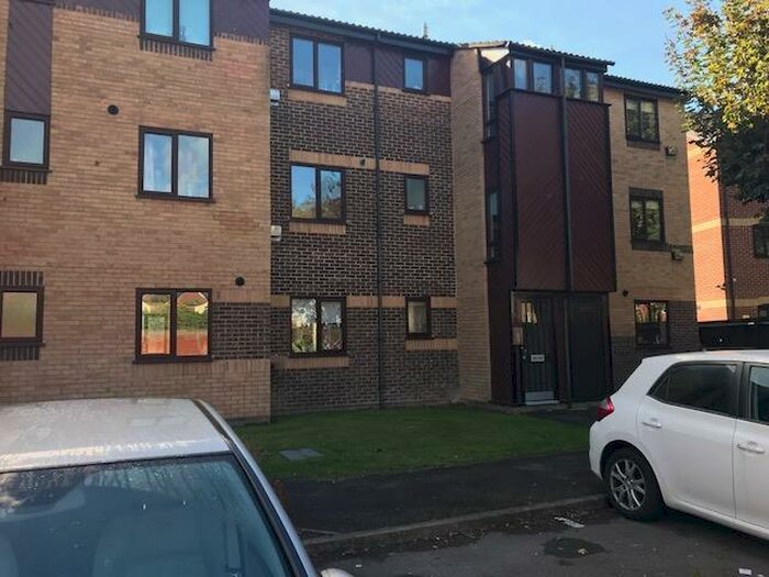 1 Bedroom House To Rent In St. Pauls Court, Reading, RG1