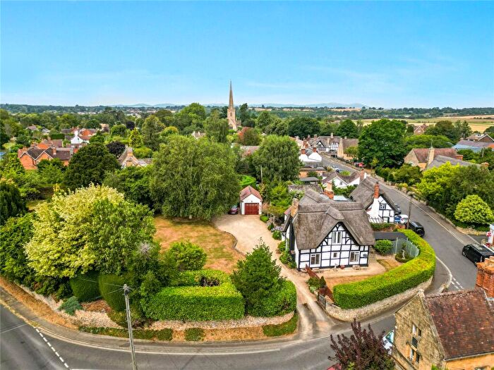 3 Bedroom Detached House For Sale In Church Street, Bredon, Tewkesbury, Worcestershire, GL20