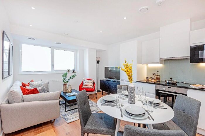 2 Bedroom Apartment To Rent In The Residences, Edridge Road, Croydon, London, CR0