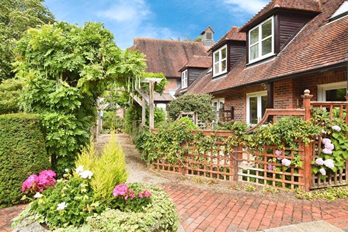 2 Bedroom Retirement Property For Sale In Earls Manor Court, Winterbourne Earls ***Over 's Retirement Property***, SP4