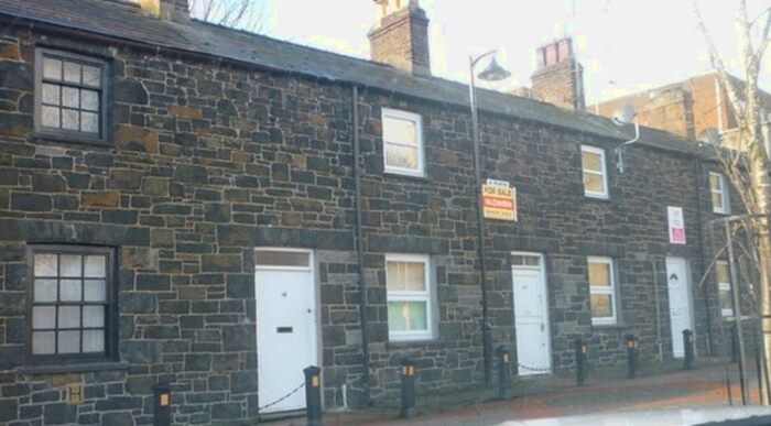 2 Bedroom Flat To Rent In Glanrafon, Bangor, LL57