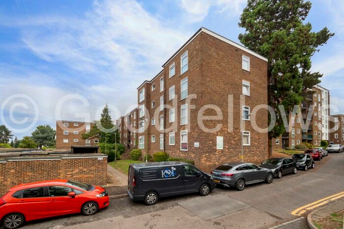 1 Bedroom Apartment To Rent In Westmoreland Drive, Sutton, SM2