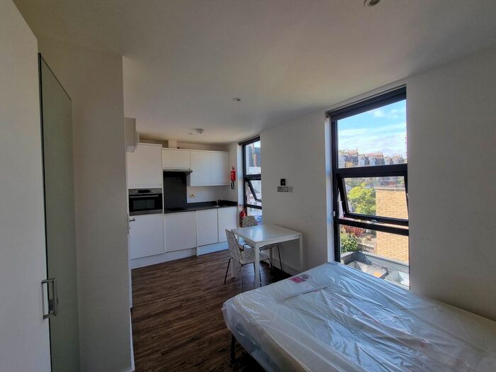 Studio To Rent In Hampden Road, Turnpike Lane, N8