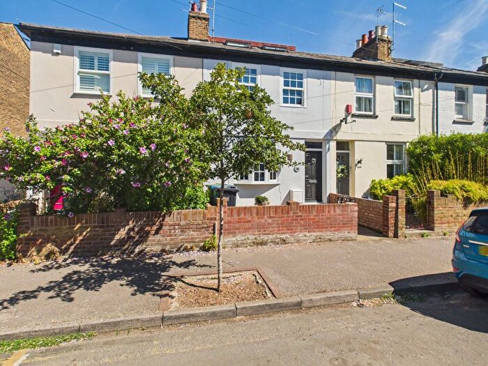 3 Bedroom Terraced House For Sale In Oxford Road, Windsor, Berkshire, SL4