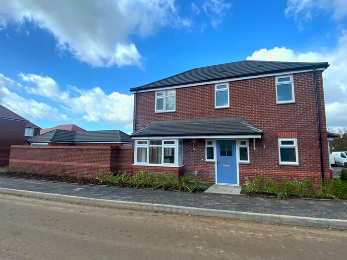 3 Bedroom Detached House To Rent In Mulberry Way, Bolsover, Chesterfield, S44