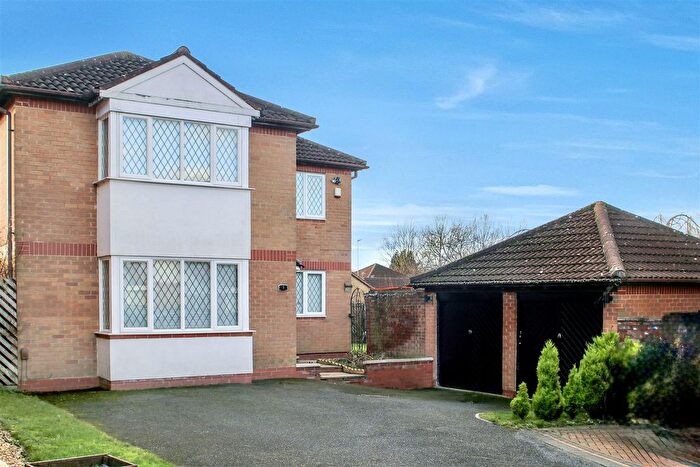 4 Bedroom Detached House For Sale In Eddington Court, Emerson Valley, Milton Keynes, MK4