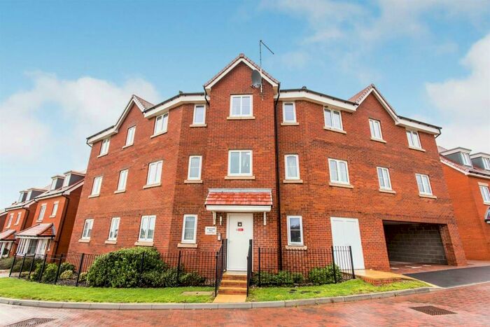2 Bedroom Ground Flat To Rent In Pritchard Way, Amesbury, Salisbury, SP4