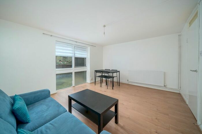1 Bedroom Flat To Rent In Brookes Court, Baldwins Gardens, EC1N