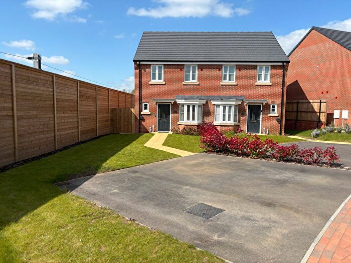 2 Bedroom Semi-Detached House For Sale In Tackler Close, Desborough, NN14