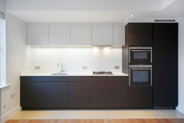 2 Bedroom Flat To Rent In Lower Sloane Street, London, SW1W