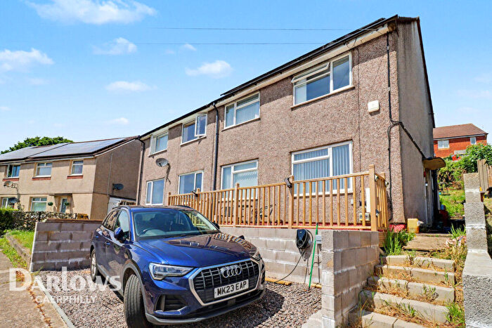 3 Bedroom Semi-Detached House For Sale In Heol Graigwen, Caerphilly, CF83