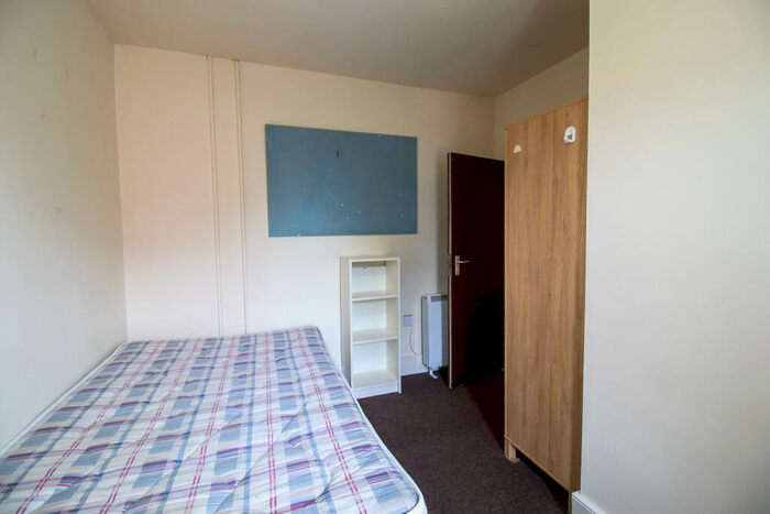 6 Bedroom Flat To Rent In Second Floor, Willoughby, Augusta Place, Leamington Spa, CV32