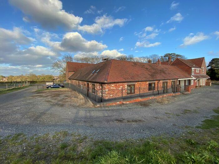 3 Bedroom Barn Conversion To Rent In High Lodge Court, Off Roman Road, Stourbridge, DY7