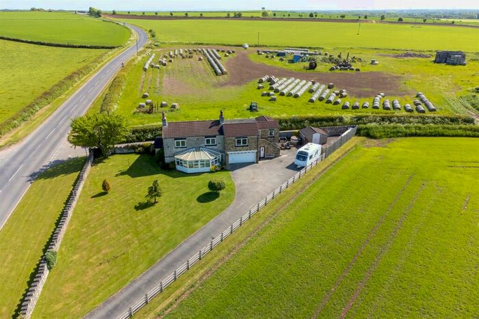 4 Bedroom Detached House For Sale In Milner Lane, Saxton, Tadcaster, LS24