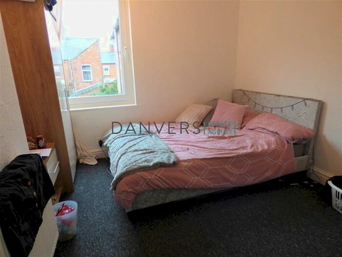 4 Bedroom Terraced House To Rent In Ullswater Street, Leicester, LE2