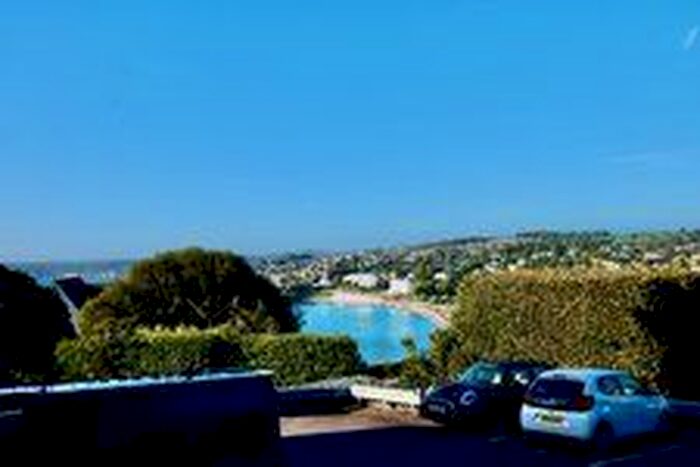 2 Bedroom Flat To Rent In The Bay, Torquay, Devon, TQ2