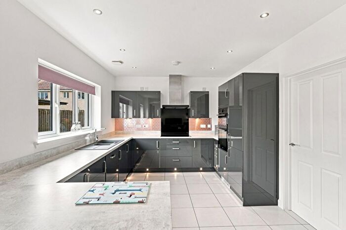 5 Bedroom Detached House For Sale In East Kip Walk, Livingston, EH54