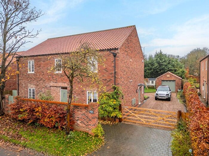 6 Bedroom Detached House For Sale In Back Lane, Bilbrough, York, YO23