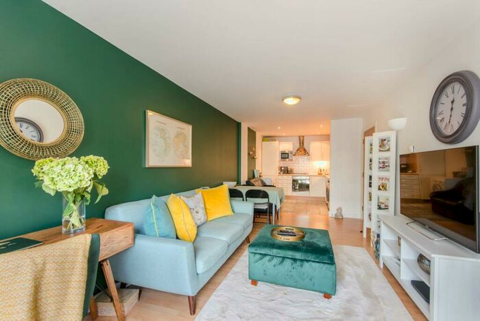 1 Bedroom Flat To Rent In College Road, Harrow, HA1