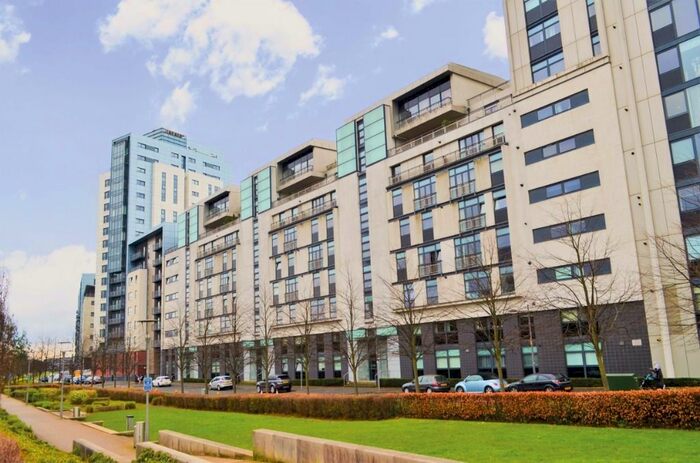 2 Bedroom Flat To Rent In Meadowside Quay Walk, Glasgow Harbour, Glasgow, G11