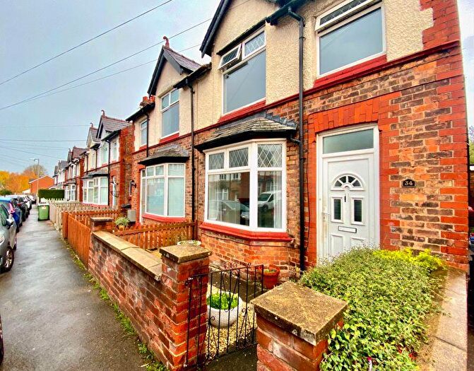 3 Bedroom Semi Detached House For Sale In Northway, Winnington, CW8